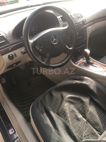 Mercedes E 260 2004, 190,000 km - 2.6 l - Bakı