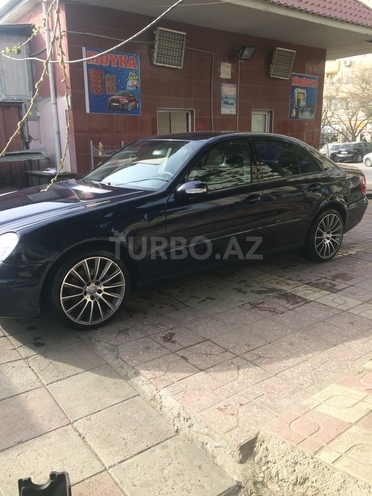 Mercedes E 260 2004, 190,000 km - 2.6 l - Bakı