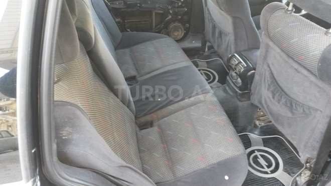 Opel Omega 1996, 176,000 km - 2.0 l - Bakı