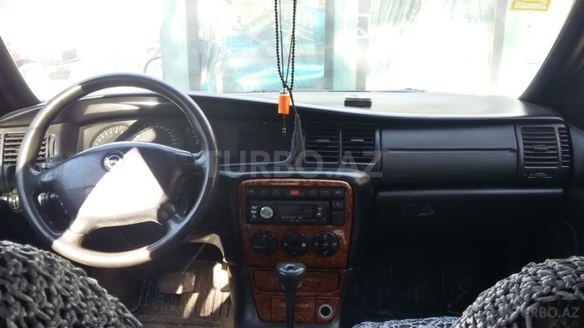 Opel Vectra 1996, 390,000 km - 2.0 l - Sumqayıt