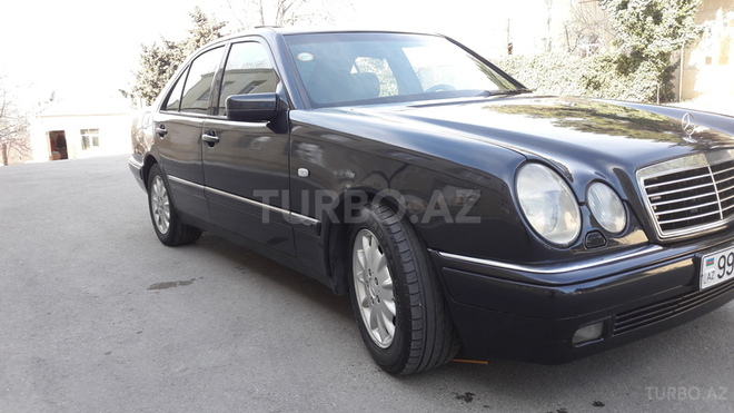 Mercedes E 230 1996, 341,040 km - 2.3 l - Bakı