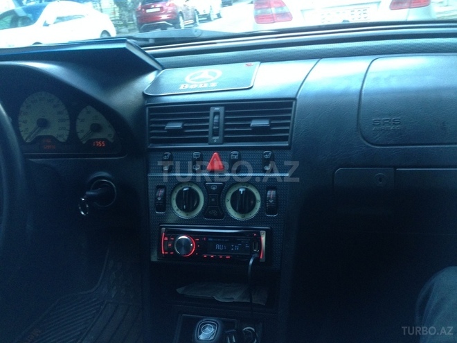 Mercedes C 180 1997, 40,000 km - 1.8 l - Bakı