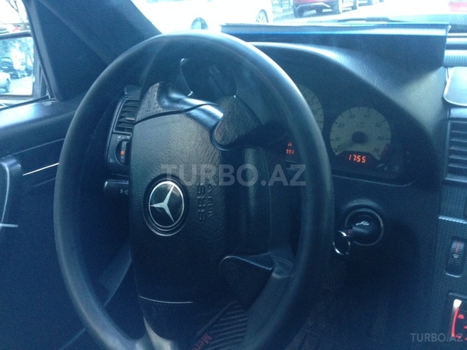 Mercedes C 180 1997, 40,000 km - 1.8 l - Bakı