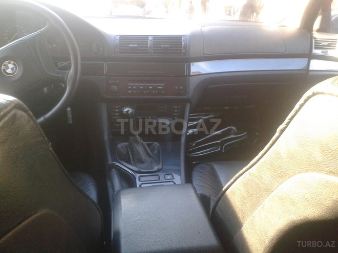 BMW 523 1997, 310,000 km - 2.5 l - Bakı