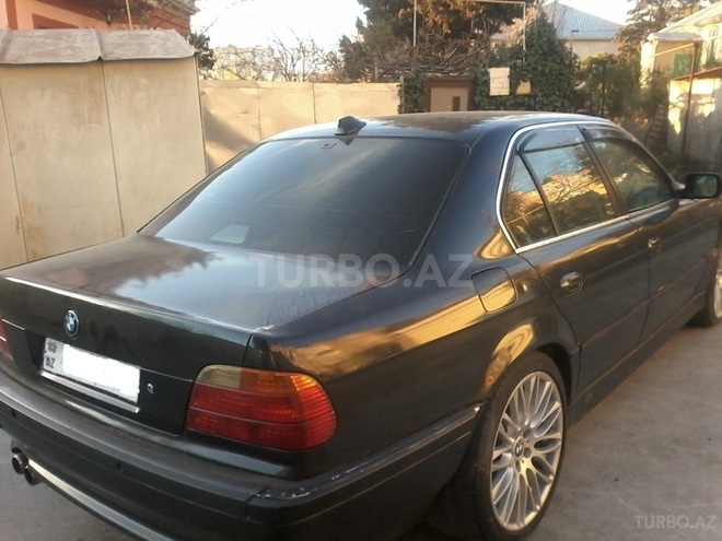 BMW 735 1996, 235,000 km - 3.5 l - Bakı