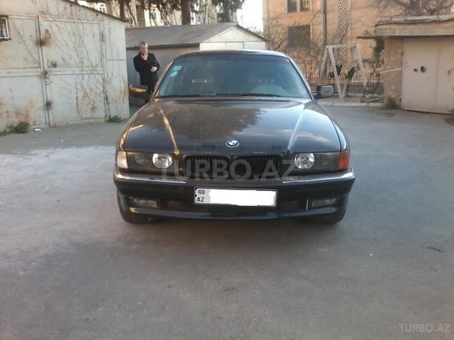 BMW 735 1996, 235,000 km - 3.5 l - Bakı