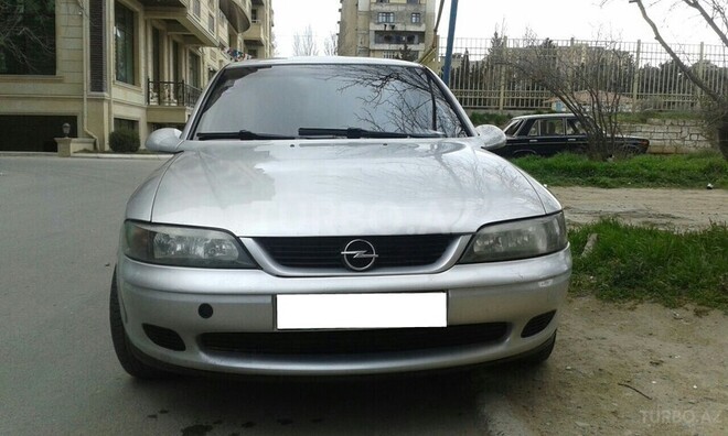 Opel Vectra 2000, 216,000 km - 2.0 l - Bakı