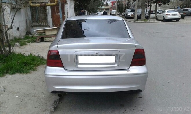 Opel Vectra 2000, 216,000 km - 2.0 l - Bakı