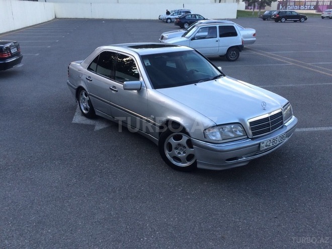 Mercedes C 180 1997, 289,000 km - 1.8 l - Sumqayıt