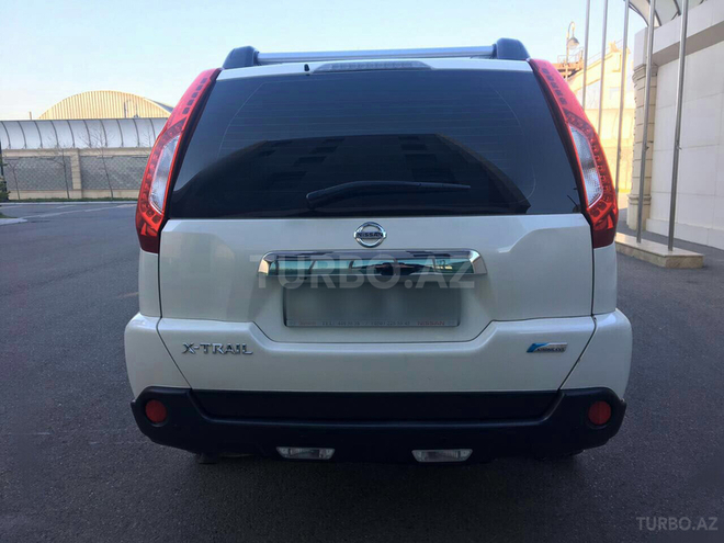 Nissan X-Trail 2014, 62,500 km - 2.5 l - Bakı