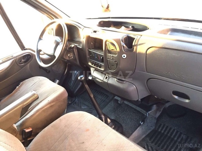 Ford Transit 2005, 270,000 km - 2.5 l - Bakı