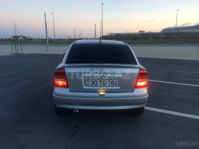Opel Astra 1998, 300,000 km - 1.6 l - Bakı