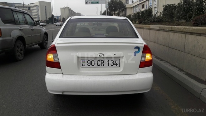 Hyundai Accent 2002, 175,000 km - 1.6 л - Bakı