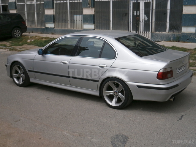BMW 535 2002, 196,000 km - 3.5 l - Bakı