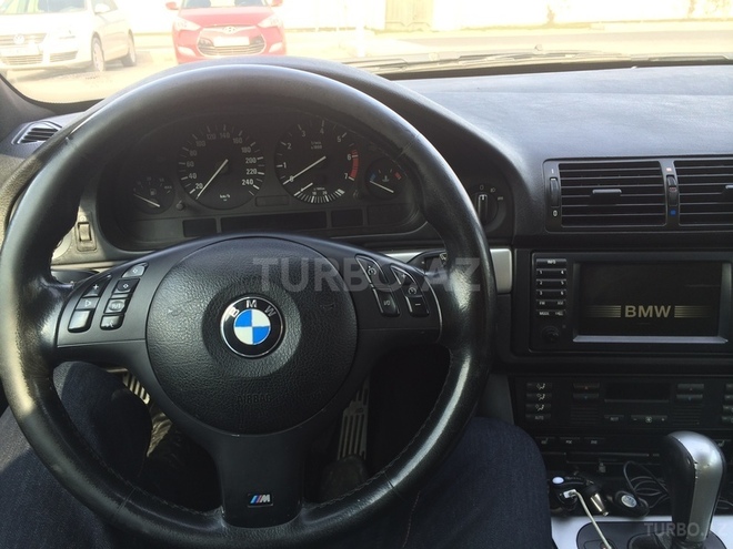BMW 535 2002, 196,000 km - 3.5 l - Bakı