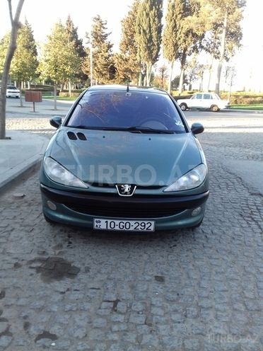 Peugeot 206 2002, 187,000 km - 1.6 l - Bakı