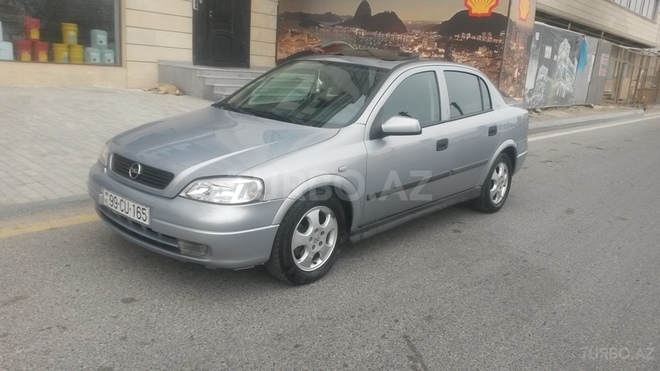Opel Astra 2000, 130,000 km - 2.0 l - Bakı