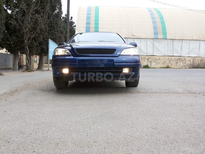Opel Astra 2004, 190,000 km - 1.6 l - Bakı