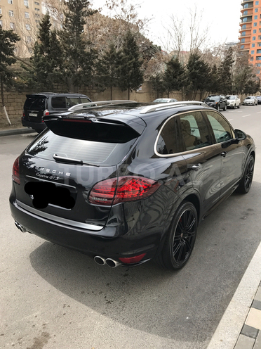 Porsche Cayenne 2013, 39,500 km - 4.8 l - Bakı