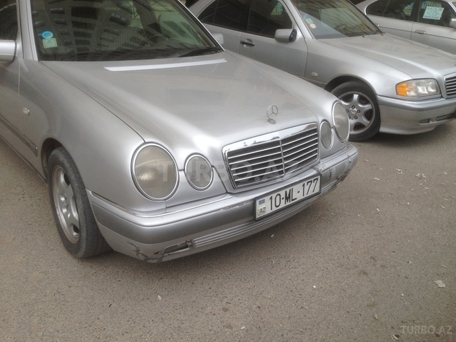 Mercedes E 230 1997, 212,000 km - 2.3 l - Bakı