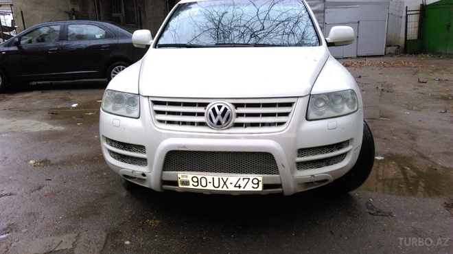 Volkswagen Touareg 2006, 230,000 km - 3.2 l - Bakı
