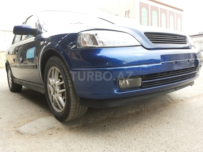 Opel Astra 2003, 195,000 km - 1.6 l - Bakı