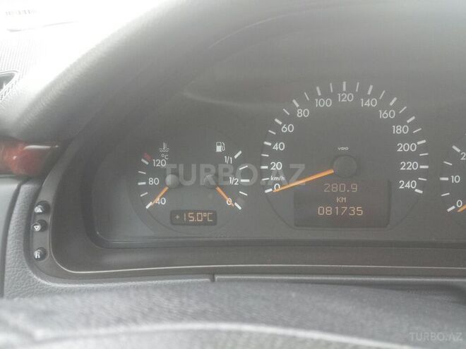Mercedes E 240 2000, 81,000 km - 2.4 l - Xaçmaz