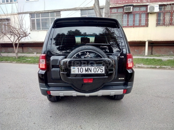Mitsubishi Pajero 2008, 125,000 km - 3.0 l - Sumqayıt