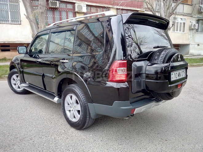 Mitsubishi Pajero 2008, 125,000 km - 3.0 l - Sumqayıt