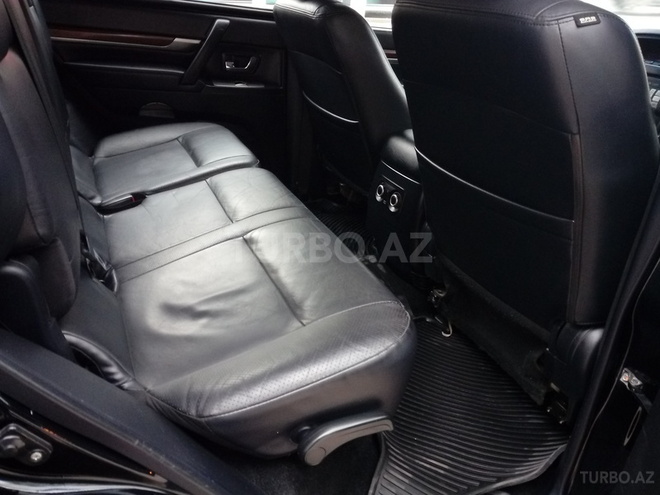 Mitsubishi Pajero 2008, 125,000 km - 3.0 l - Sumqayıt