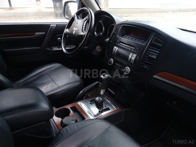 Mitsubishi Pajero 2008, 125,000 km - 3.0 l - Sumqayıt