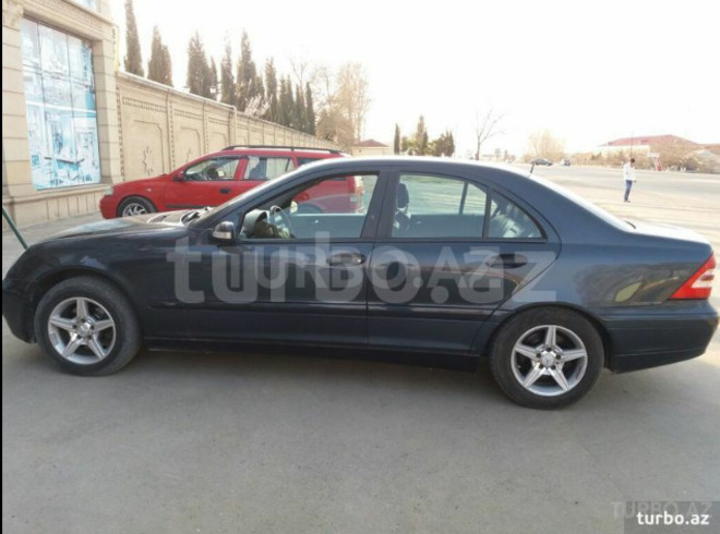 Mercedes C 180 2001, 29,000 km - 1.9 л - Gəncə