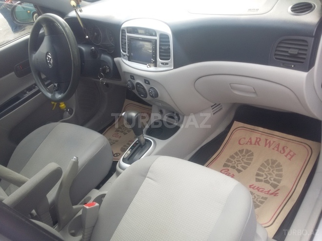 Hyundai Accent 2006, 273,512 km - 1.6 л - Şəki