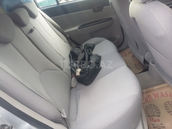 Hyundai Accent 2006, 273,512 km - 1.6 л - Şəki