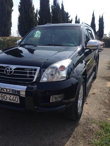 Toyota Prado 2005, 150,000 km - 4.0 l - Tovuz