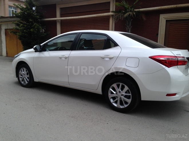 Toyota Corolla 2013, 77,450 km - 1.6 l - Bakı