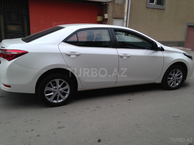 Toyota Corolla 2013, 77,450 km - 1.6 l - Bakı