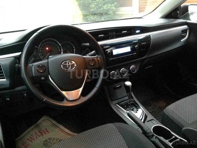 Toyota Corolla 2013, 77,450 km - 1.6 l - Bakı