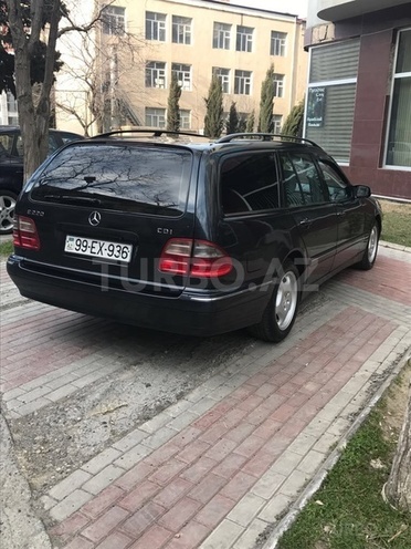 Mercedes E 220 1999, 280,000 km - 2.2 l - Bakı