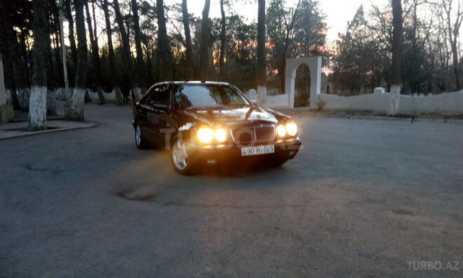 Mercedes E 280 1998, 205,350 km - 0.3 l - Sumqayıt
