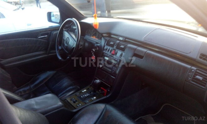 Mercedes E 280 1998, 205,350 km - 0.3 l - Sumqayıt