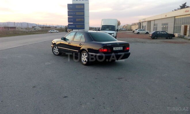 Mercedes E 280 1998, 205,350 km - 0.3 l - Sumqayıt