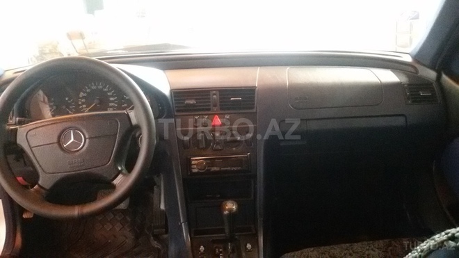 Mercedes C 220 2000, 221,363 km - 2.2 l - Gəncə