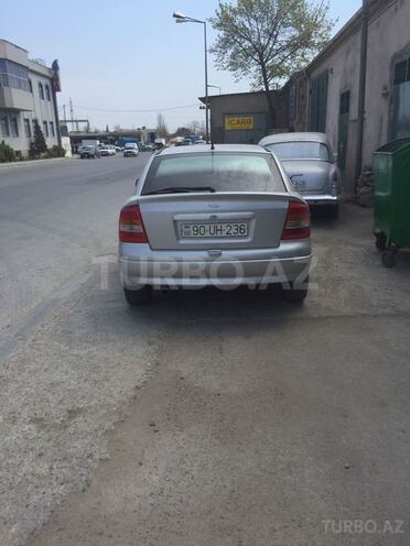 Opel Astra 1998, 1,950,000 km - 1.6 l - Bakı