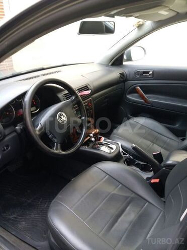 Volkswagen Passat 2003, 210,000 km - 2.0 l - Bakı