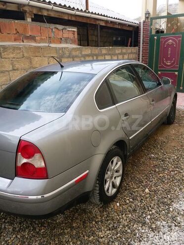 Volkswagen Passat 2003, 210,000 km - 2.0 l - Bakı