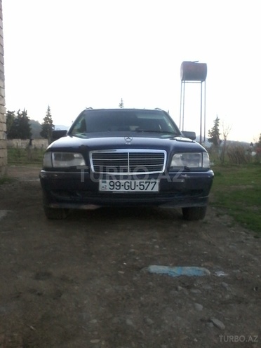 Mercedes C 220 1999, 300,508 km - 2.2 l - Astara