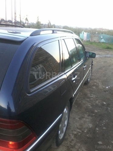 Mercedes C 220 1999, 300,508 km - 2.2 l - Astara