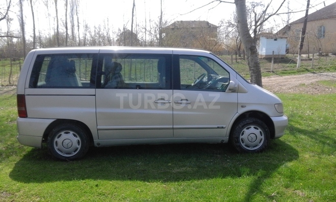 Mercedes Vito 2002, 362,000 km - 2.2 l - Xudat