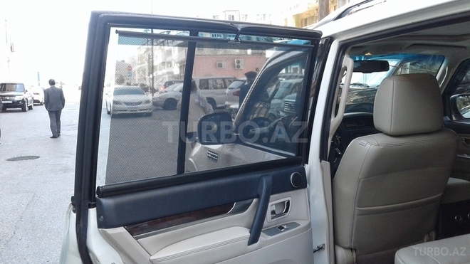 Mitsubishi Pajero 2010, 103,000 km - 3.5 л - Bakı